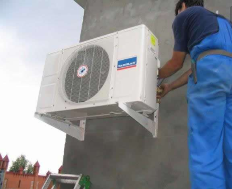 中央空調(diào)拆裝